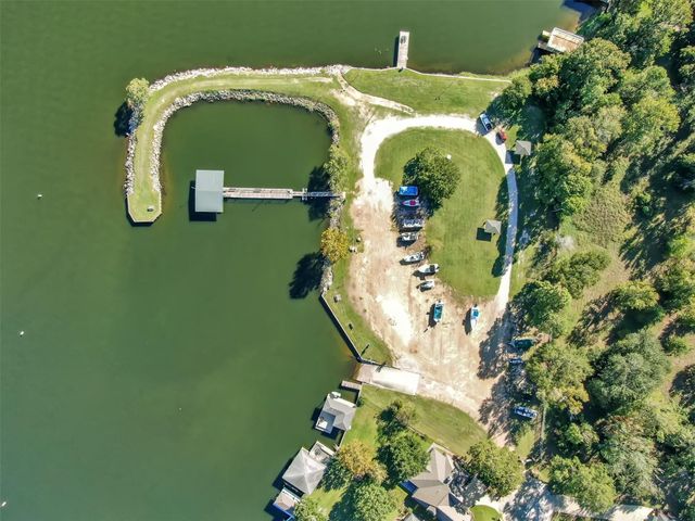 9766 Twin Shores Drive, Willis, TX 77318
