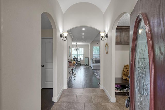 9766 Twin Shores Drive, Willis, TX 77318