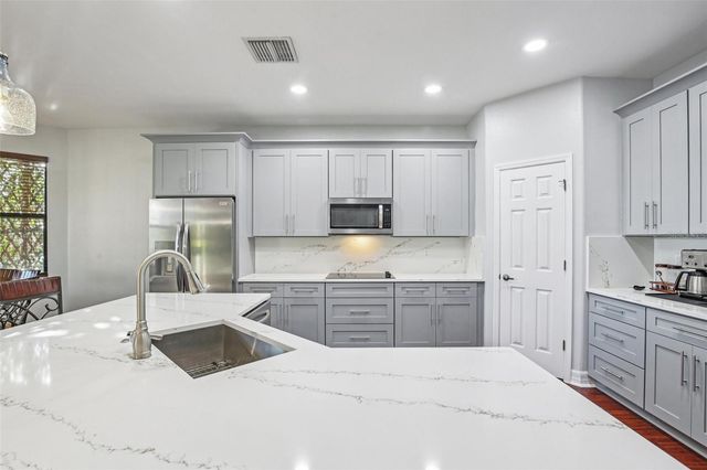 9413 TOULON BOULEVARD, Seffner, FL 33584