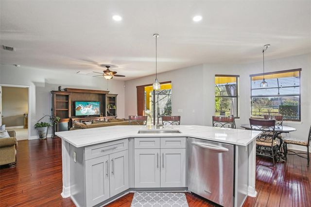 9413 TOULON BOULEVARD, Seffner, FL 33584