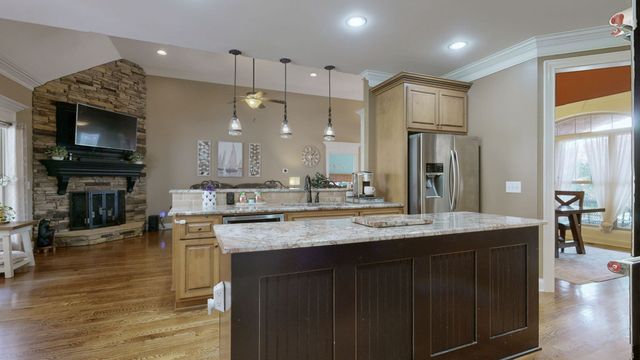 110 Avalon Bay Dr, Old Hickory, TN 37138
