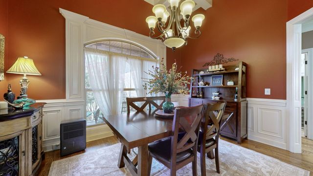 110 Avalon Bay Dr, Old Hickory, TN 37138