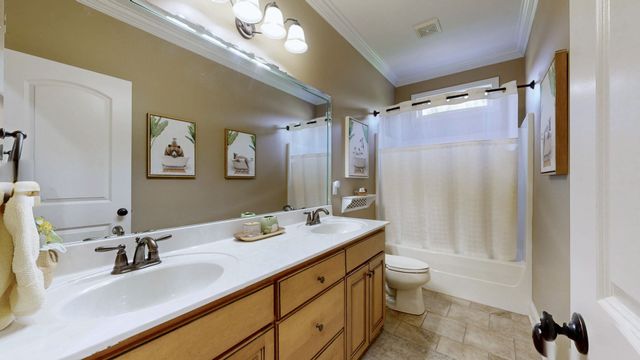 110 Avalon Bay Dr, Old Hickory, TN 37138