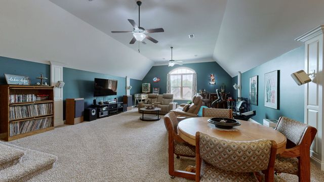 110 Avalon Bay Dr, Old Hickory, TN 37138