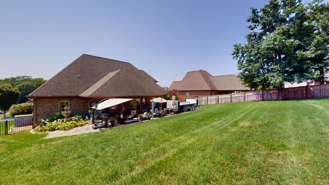 110 Avalon Bay Dr, Old Hickory, TN 37138