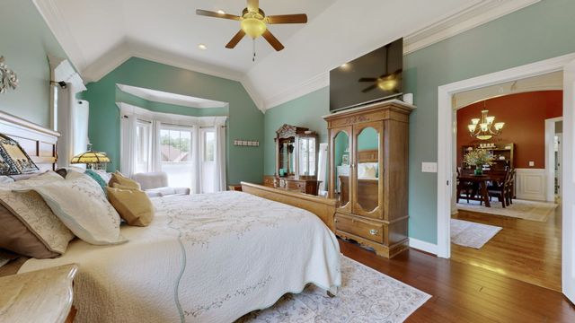 110 Avalon Bay Dr, Old Hickory, TN 37138