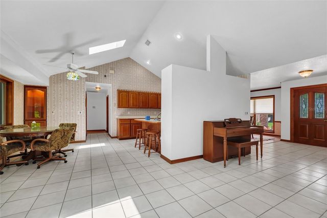 2798 PICKETT DOWNS DR, Oviedo, FL 32766