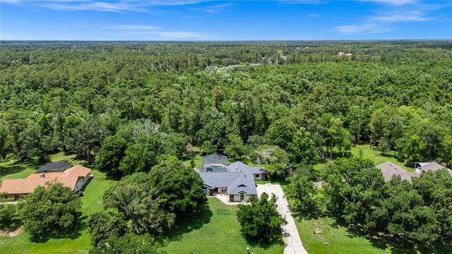 2798 PICKETT DOWNS DR, Oviedo, FL 32766