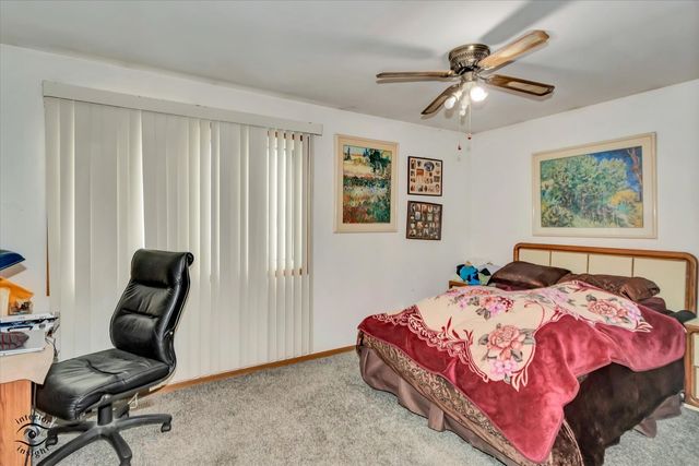 7960 W Frankfort Square Road, Frankfort, IL 60423