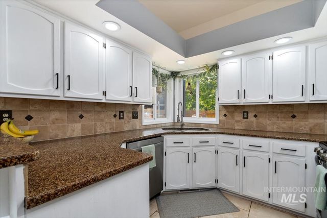 4776 N Pennfield Pl, Boise, ID 83713