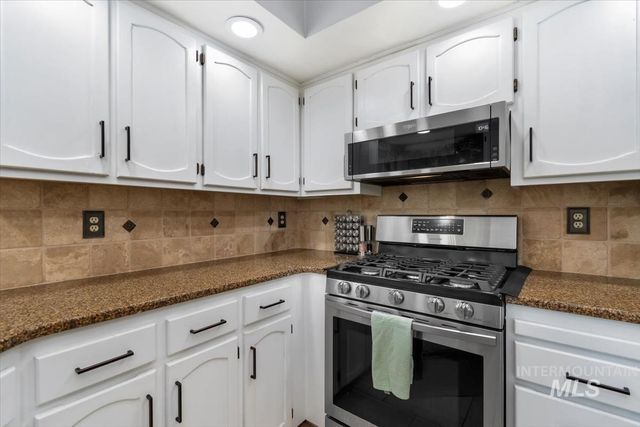4776 N Pennfield Pl, Boise, ID 83713