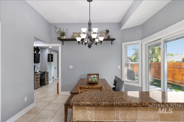 4776 N Pennfield Pl, Boise, ID 83713