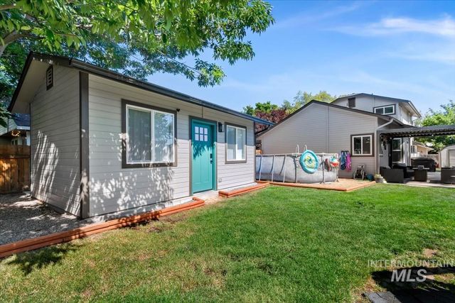 4776 N Pennfield Pl, Boise, ID 83713