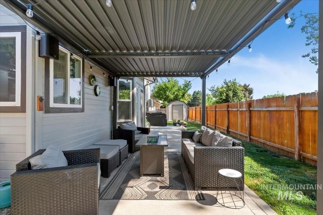 4776 N Pennfield Pl, Boise, ID 83713