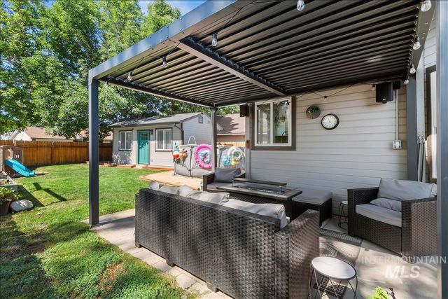 4776 N Pennfield Pl, Boise, ID 83713