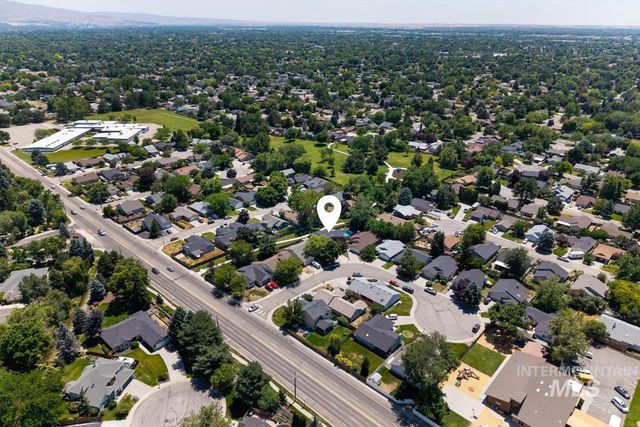 4776 N Pennfield Pl, Boise, ID 83713