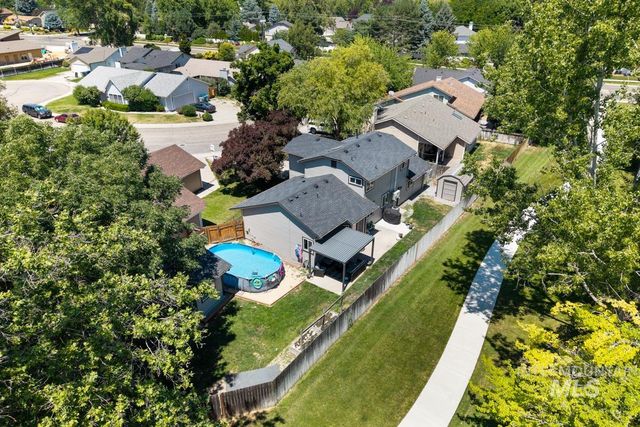 4776 N Pennfield Pl, Boise, ID 83713