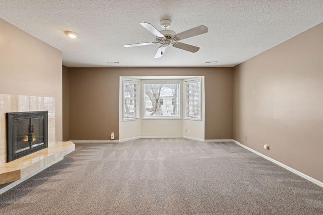 1135 Hollybrook Drive, Wayzata, MN 55391