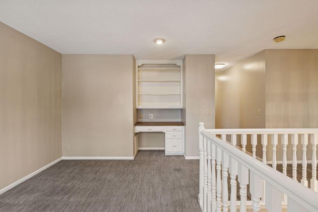 1135 Hollybrook Drive, Wayzata, MN 55391