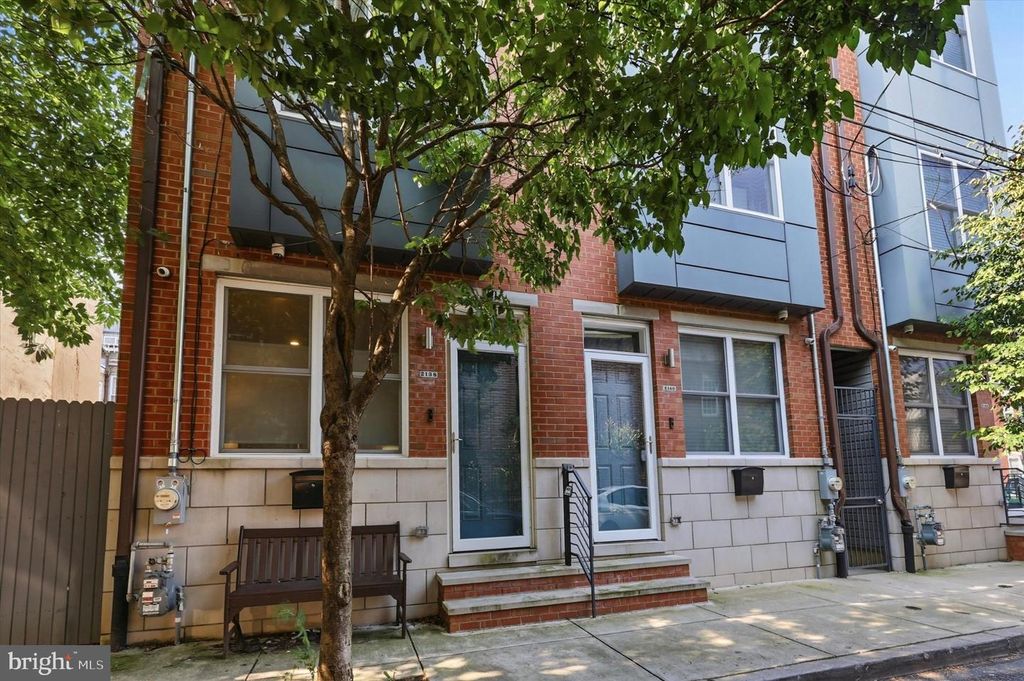 2138 KATER ST, PHILADELPHIA, PA 19146 — photo 3