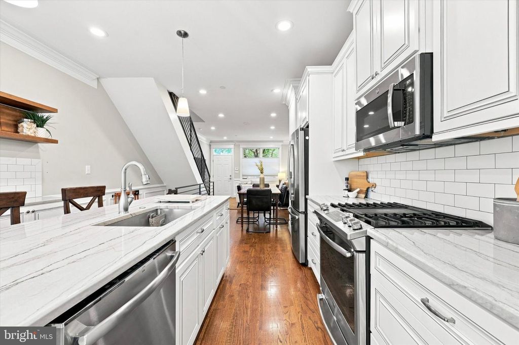2138 KATER ST, PHILADELPHIA, PA 19146 — photo 5