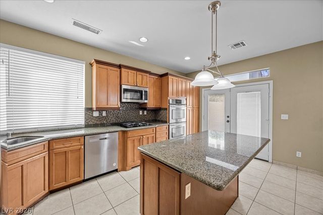 2213 White Mist Drive, Las Vegas, NV 89134