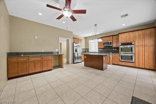 2213 White Mist Drive, Las Vegas, NV 89134