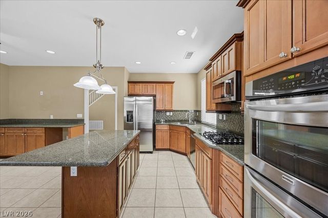 2213 White Mist Drive, Las Vegas, NV 89134