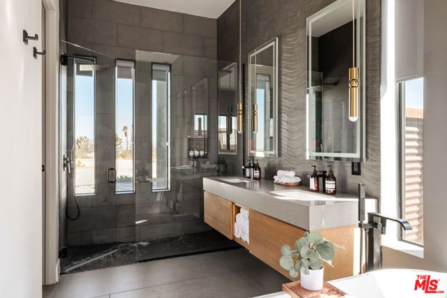 3000 Rockwood Road, Joshua Tree, CA 92252