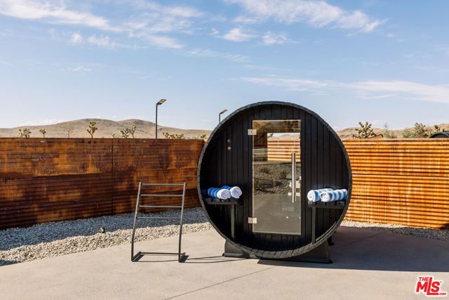 3000 Rockwood Road, Joshua Tree, CA 92252