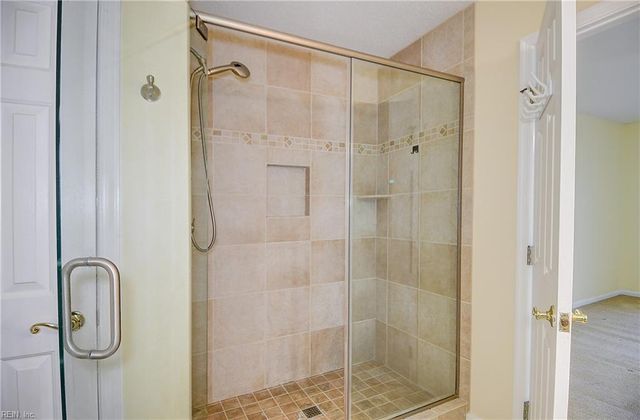 3202 Shore DR, Virginia Beach, VA 23451