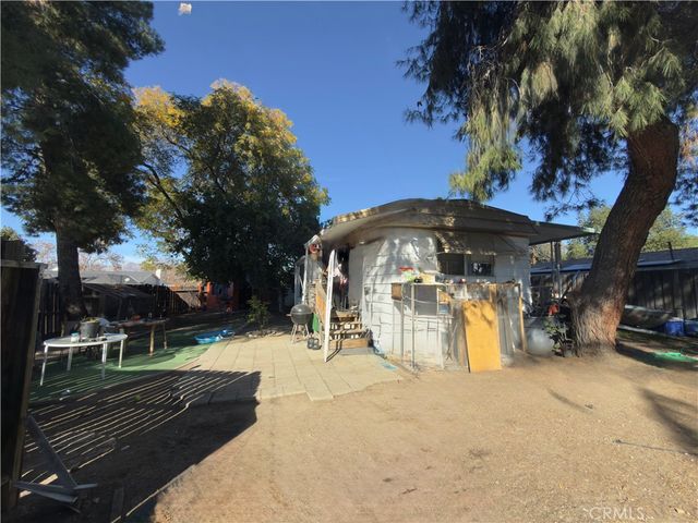 25700 - 25708 6th, Hemet, CA 92544