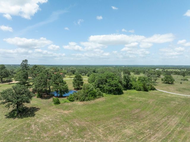 2513 S Fm 1291, Fayetteville, TX 78940