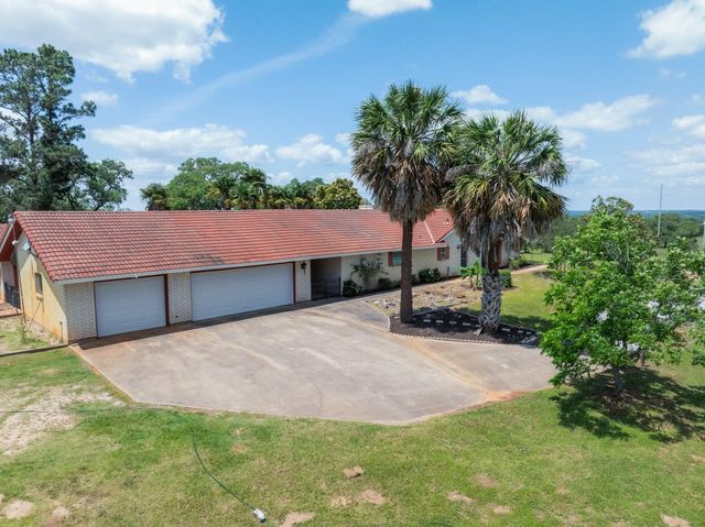 2513 S Fm 1291, Fayetteville, TX 78940