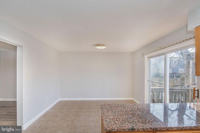 8385 WOODLINE CT, Manassas, VA 20110