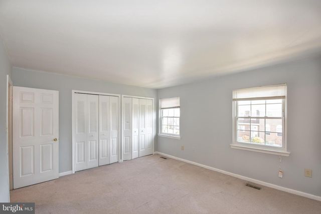 8385 WOODLINE CT, Manassas, VA 20110