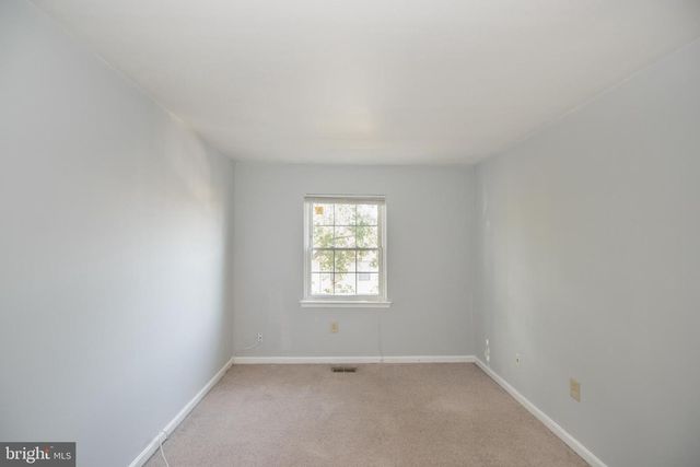 8385 WOODLINE CT, Manassas, VA 20110