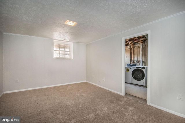 8385 WOODLINE CT, Manassas, VA 20110