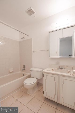 8385 WOODLINE CT, Manassas, VA 20110