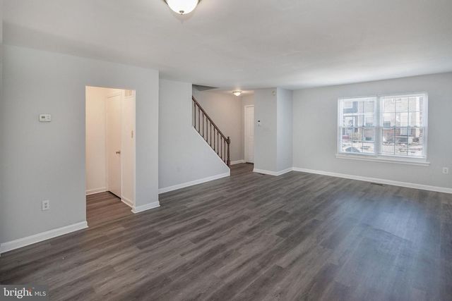 8385 WOODLINE CT, Manassas, VA 20110