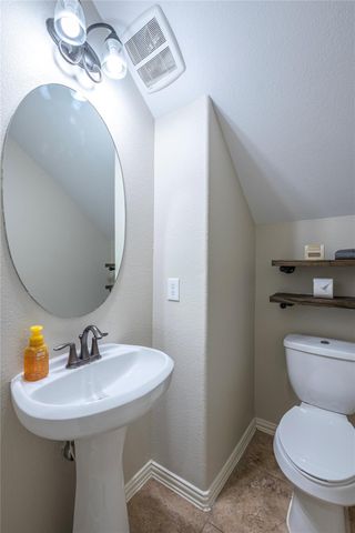 6719 Strawberry Brook Lane, Dickinson, TX 77539