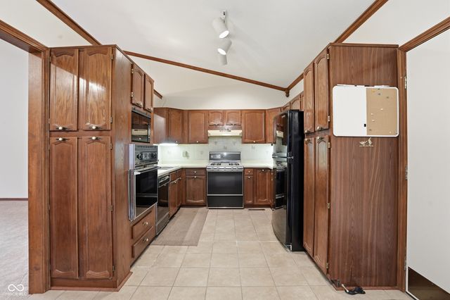 8128 Foxchase Circle, Indianapolis, IN 46256