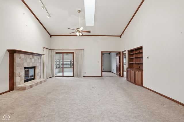 8128 Foxchase Circle, Indianapolis, IN 46256