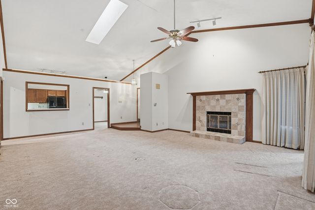 8128 Foxchase Circle, Indianapolis, IN 46256