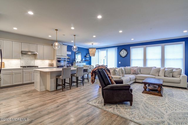 56 Eckert Drive 4204, Lincroft, NJ 07738