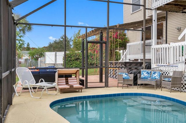 12692 PINEWAY DRIVE, Largo, FL 33773