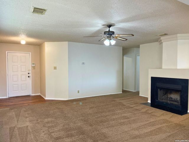 6439 BEECH TRAIL DR, Converse, TX 78109