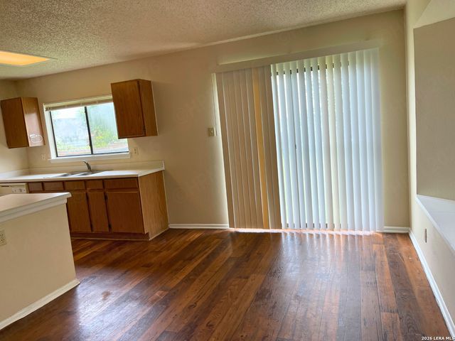 6439 BEECH TRAIL DR, Converse, TX 78109