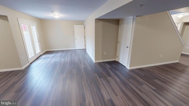 725 GLENEAGLES DR, Fort Washington, MD 20744