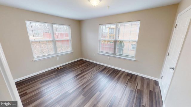 725 GLENEAGLES DR, Fort Washington, MD 20744